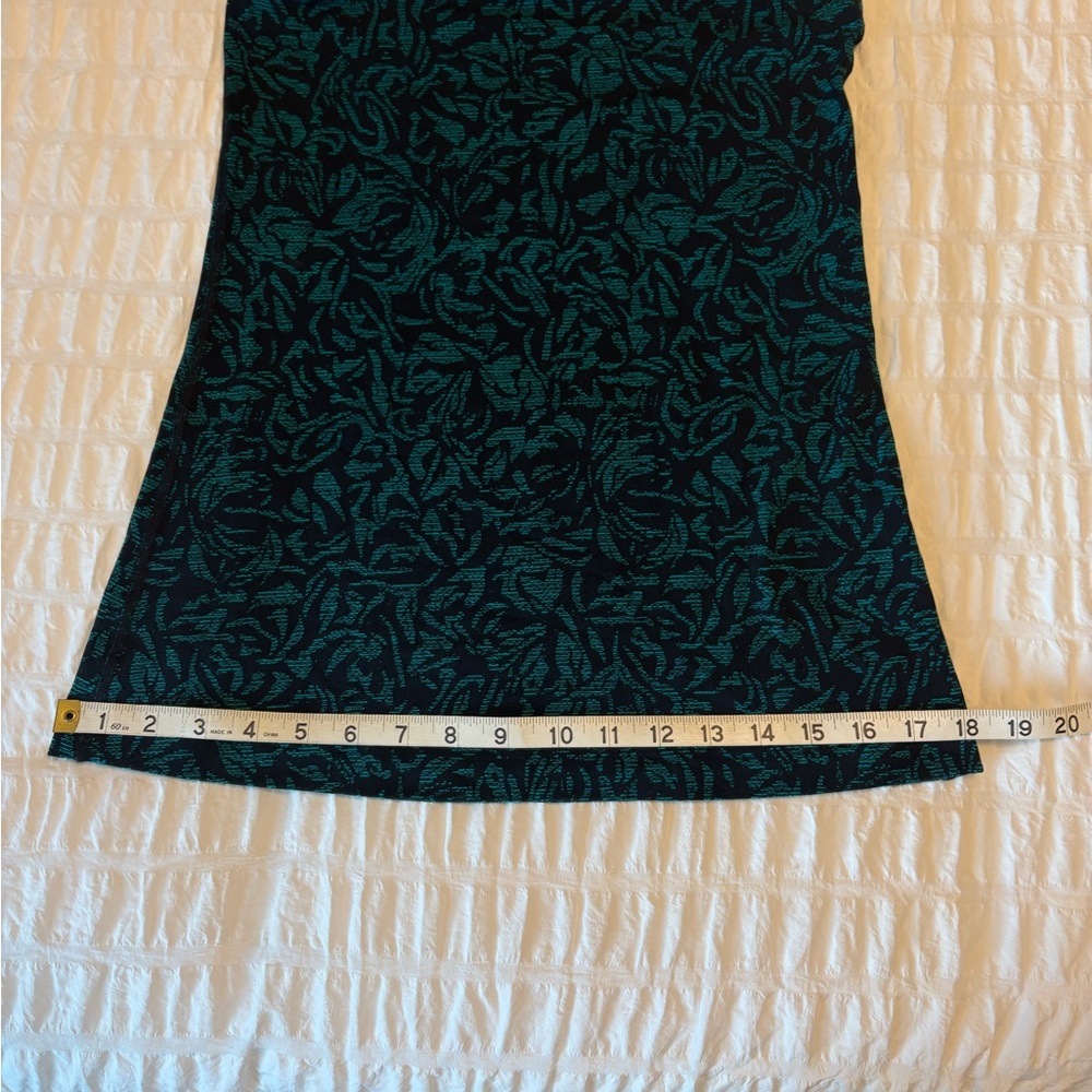 Lululemon Racerback Top - Picture 5 of 5